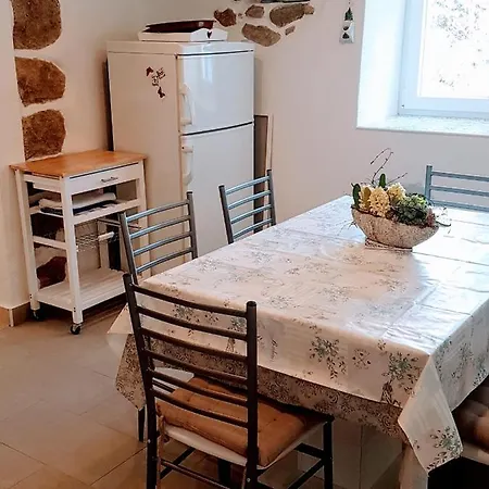 Kuca Za Odmor Suzi Сasa de vacaciones