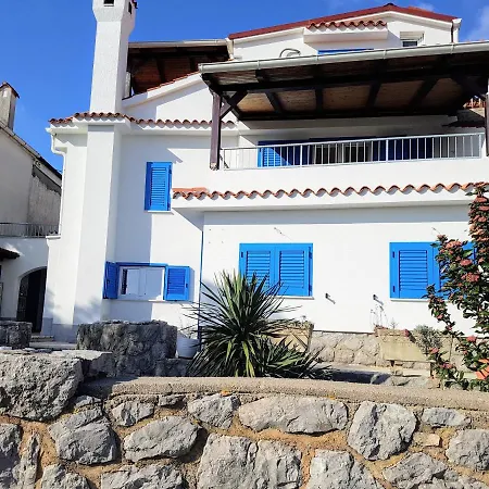 Kuca Za Odmor Suzi Holiday home *