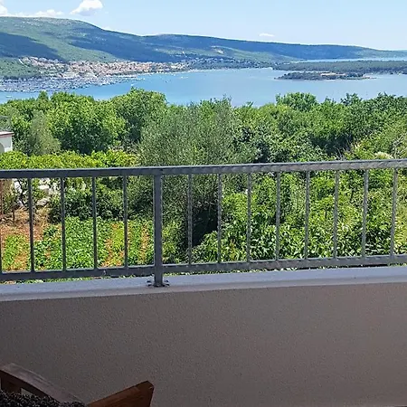 Kuca Za Odmor Suzi * Kornić