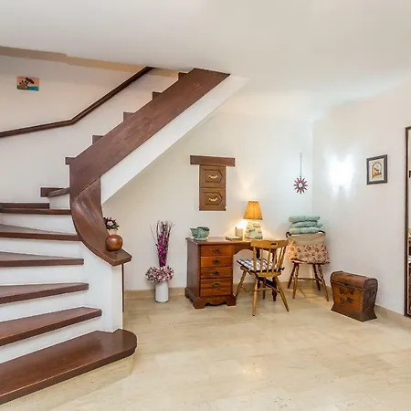 Nyaraló Kuca Za Odmor Suzi Kornić