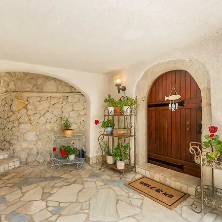 Kuca Za Odmor Suzi Nyaraló Kornić