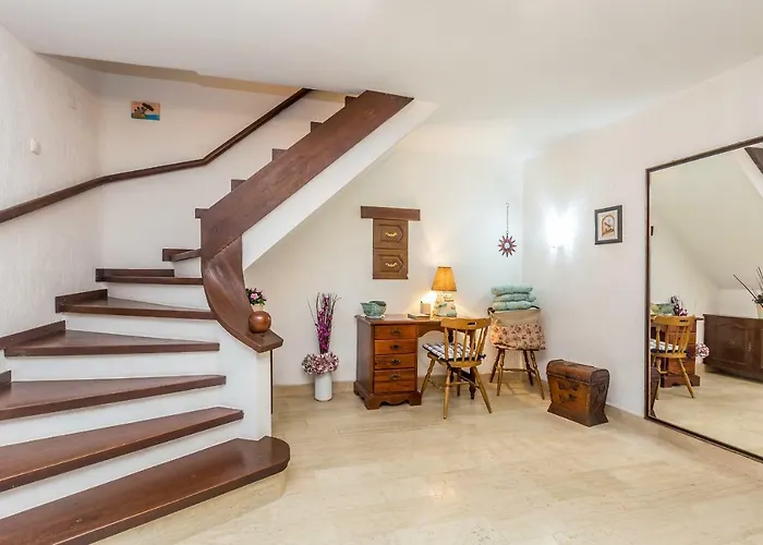 Prázdninový dům Kuca Za Odmor Suzi Kornić